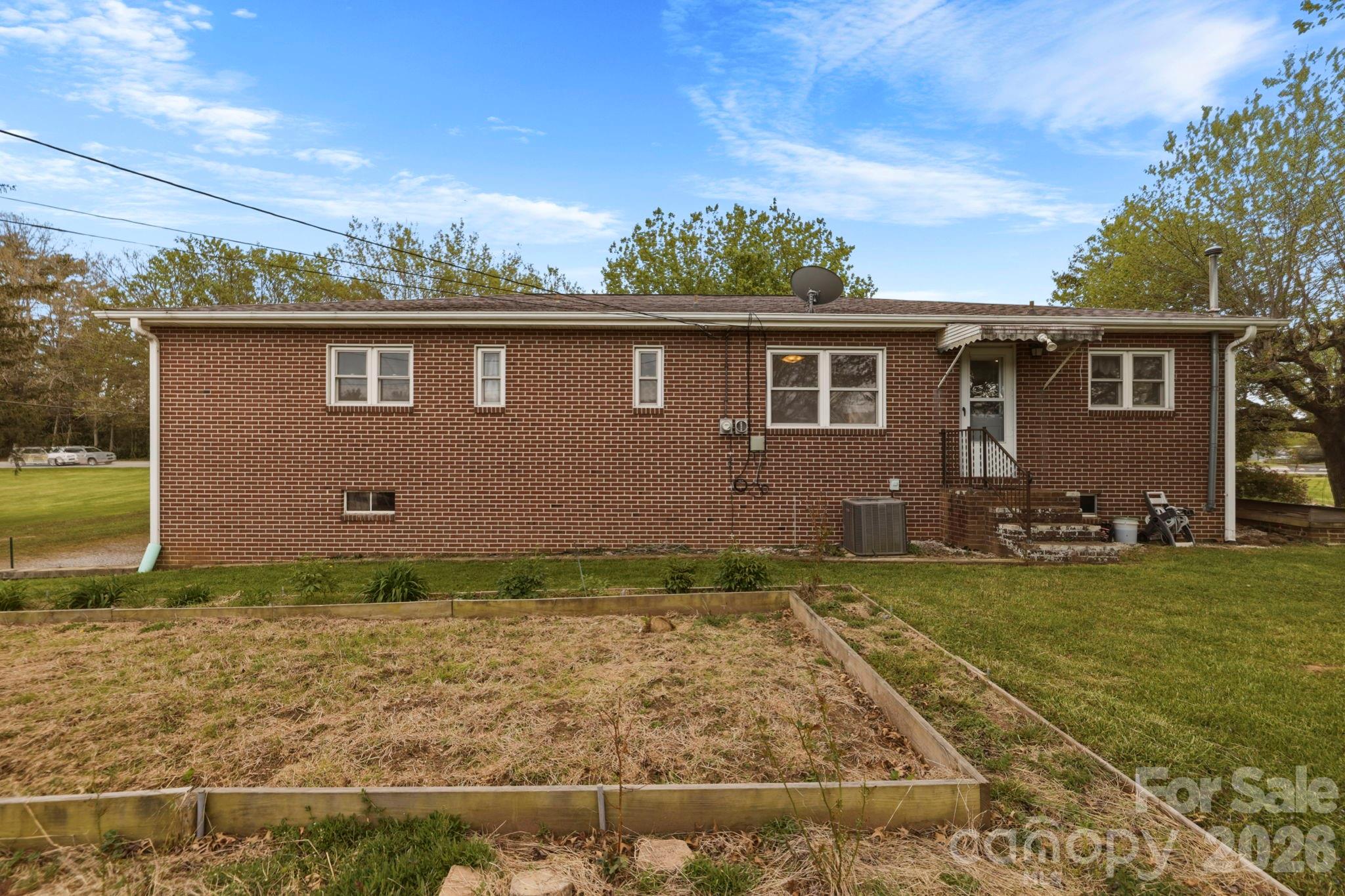 343 Brickyard Road Etowah NC 28729