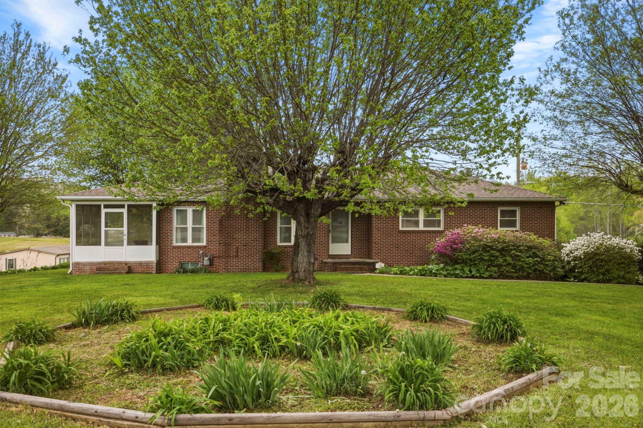 343 Brickyard Road Etowah NC 28729
