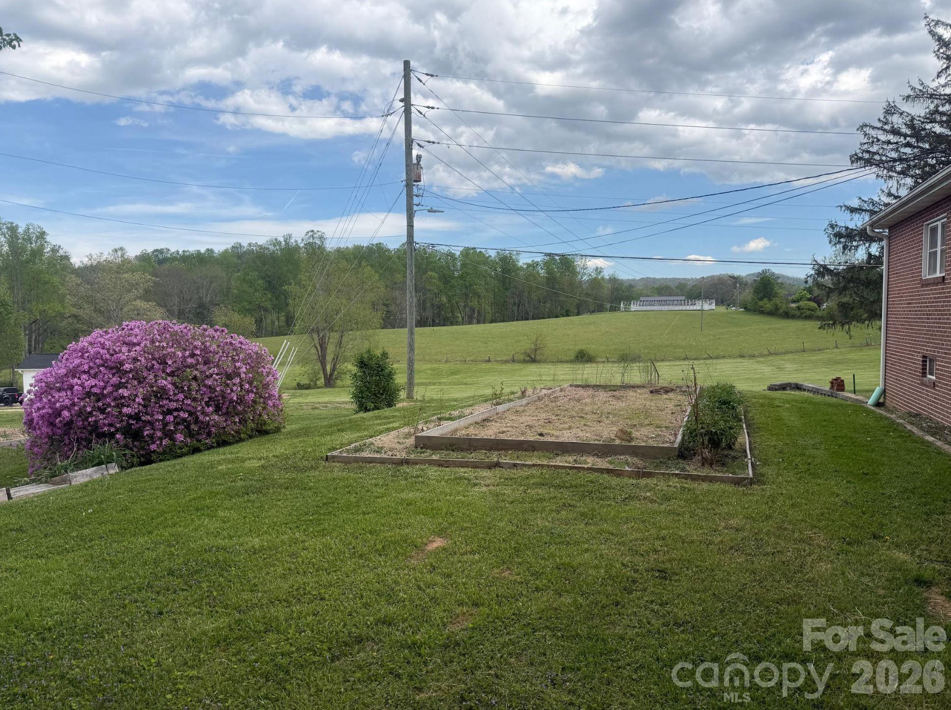 343 Brickyard Road Etowah NC 28729