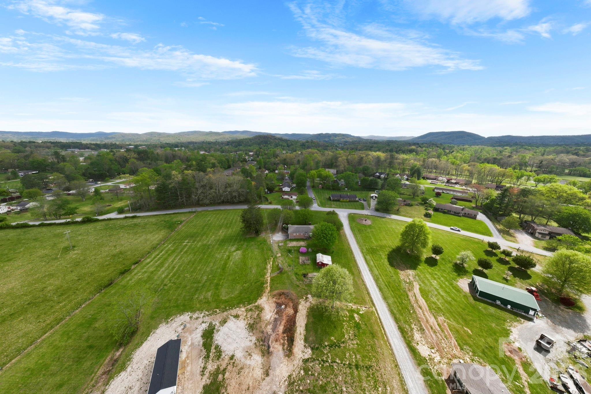 343 Brickyard Road Etowah NC 28729