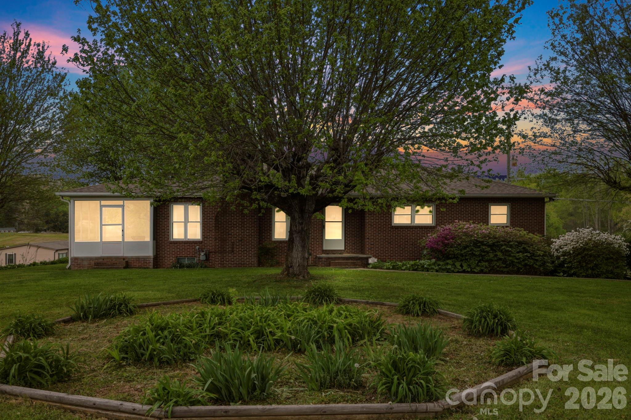 343 Brickyard Road Etowah NC 28729