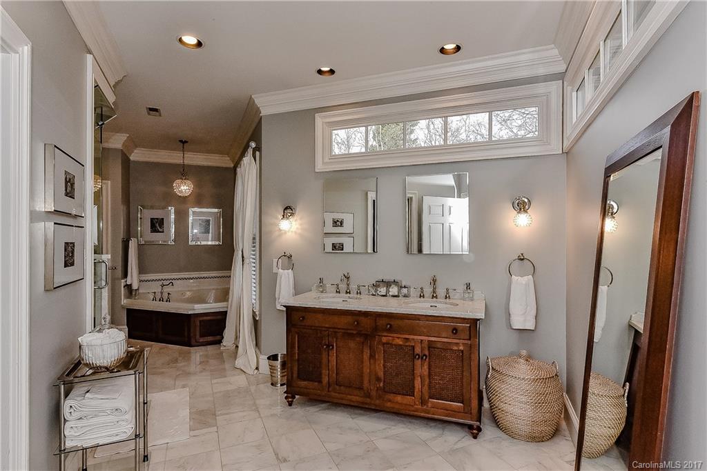 4012 Shepherdleas Lane Charlotte NC 28277