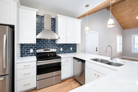 39 Ball Gap Road Arden NC 28704