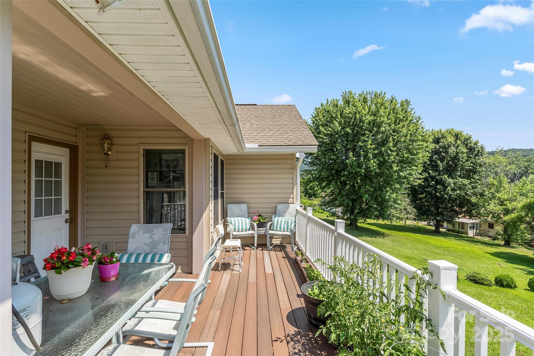 862 Asbury Road Candler NC 28715