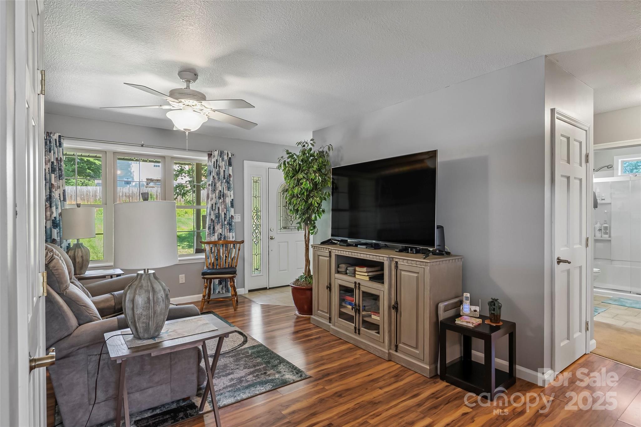 862 Asbury Road Candler NC 28715