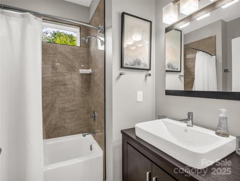 80 Richland Street Asheville NC 28806