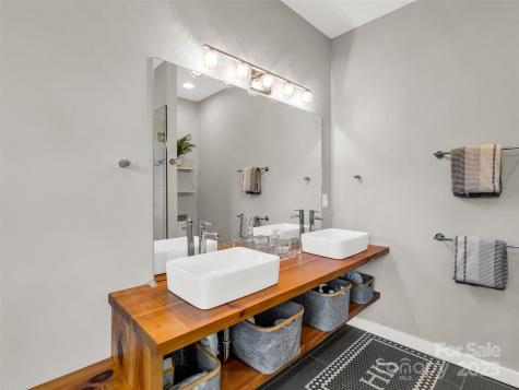 80 Richland Street Asheville NC 28806