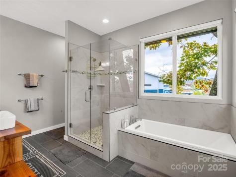 80 Richland Street Asheville NC 28806