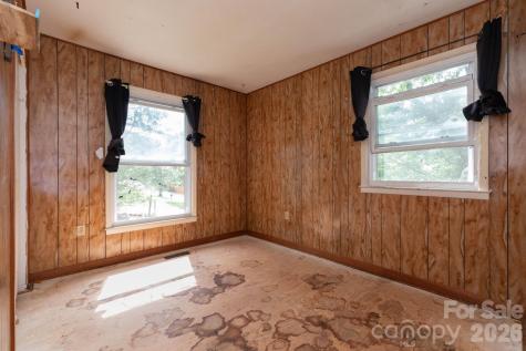 71 Cub Road Asheville NC 28806