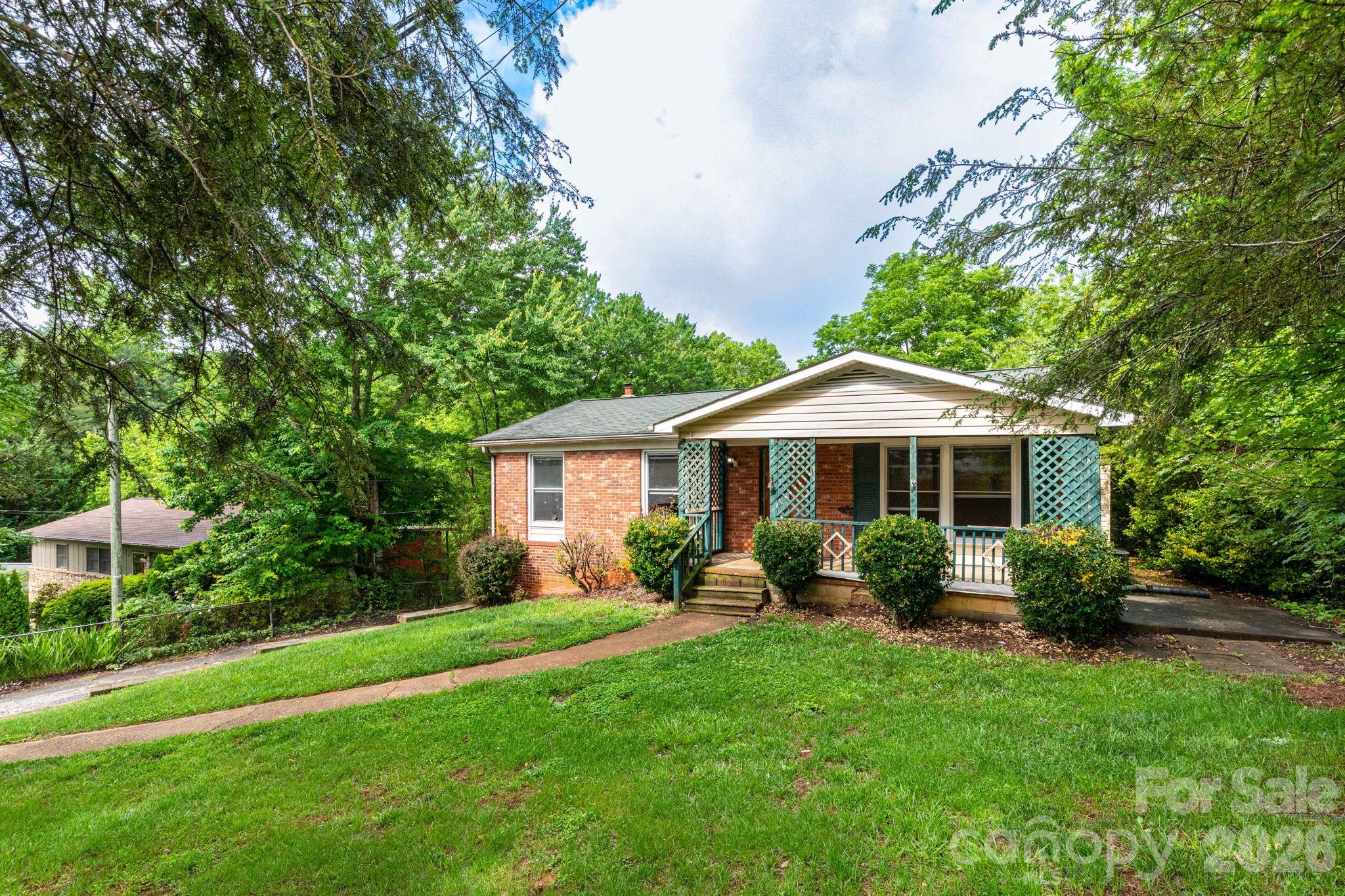 71 Cub Road Asheville NC 28806
