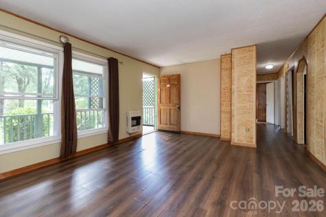 71 Cub Road Asheville NC 28806