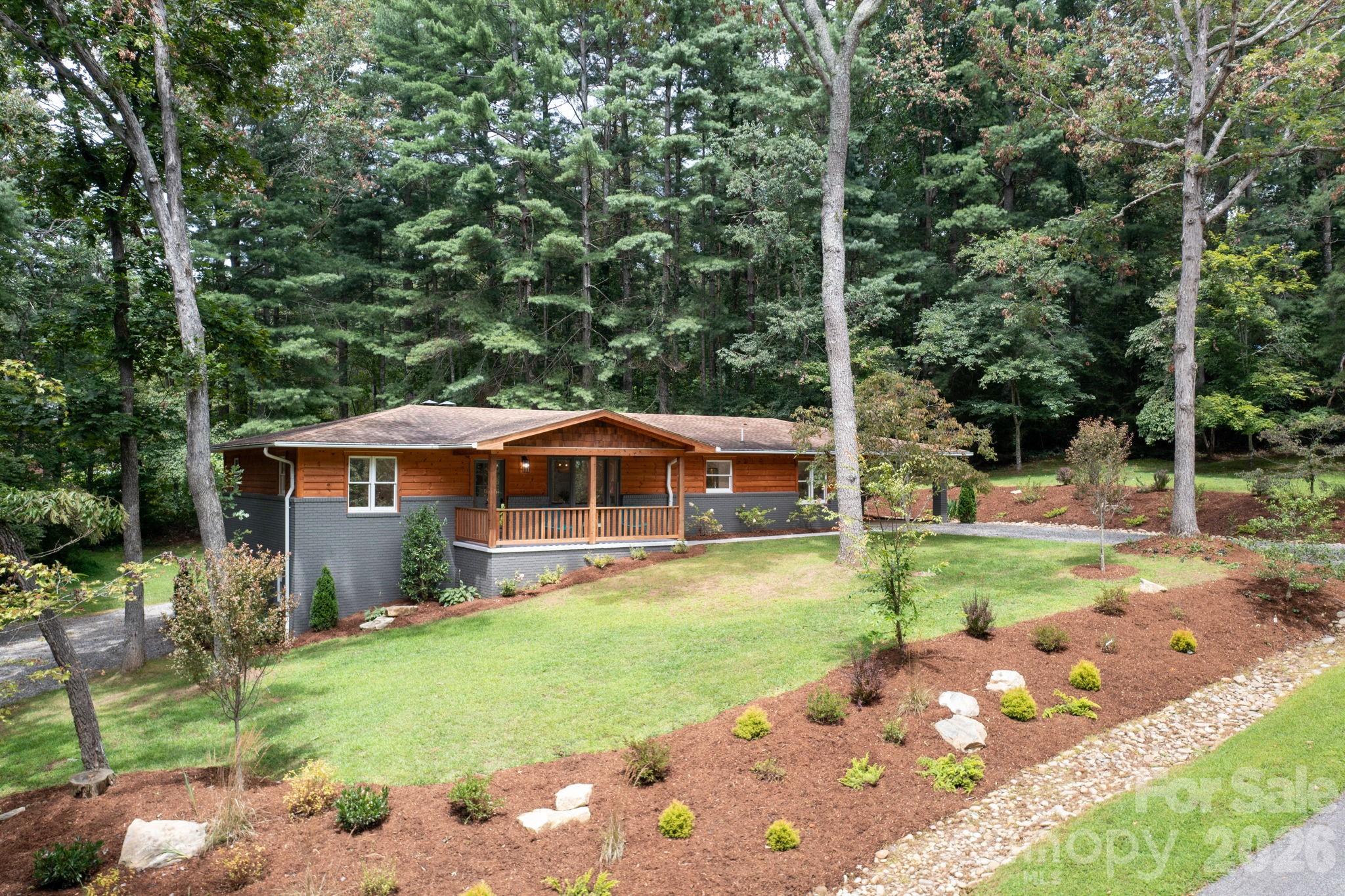 15 Pine Ridge Court Fletcher NC 28732