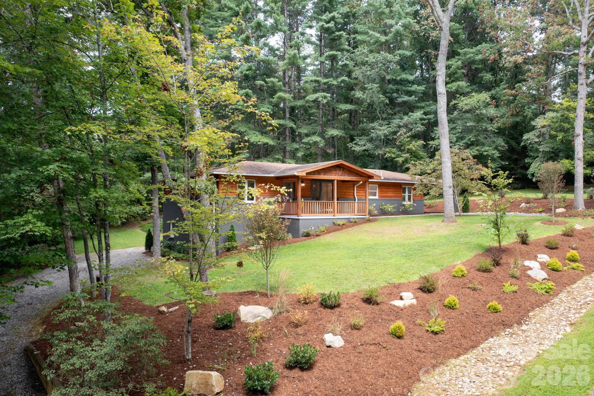 15 Pine Ridge Court Fletcher NC 28732