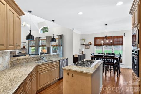 717 Black Wolf Run Spartanburg SC 29306
