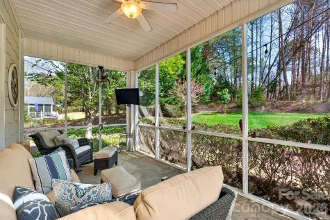 717 Black Wolf Run Spartanburg SC 29306