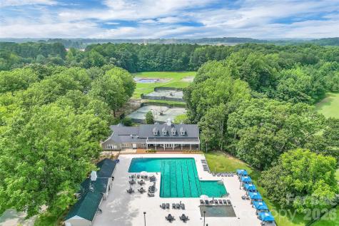 717 Black Wolf Run Spartanburg SC 29306