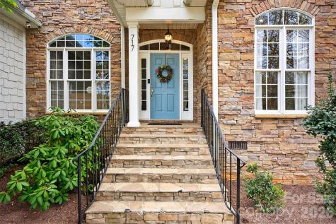 717 Black Wolf Run Spartanburg SC 29306