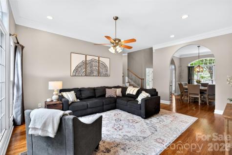 717 Black Wolf Run Spartanburg SC 29306