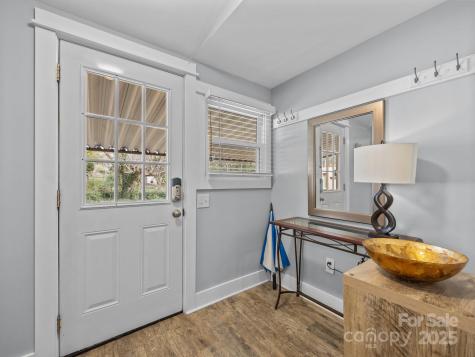 26 Hanover Street Asheville NC 28806
