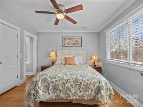 26 Hanover Street Asheville NC 28806