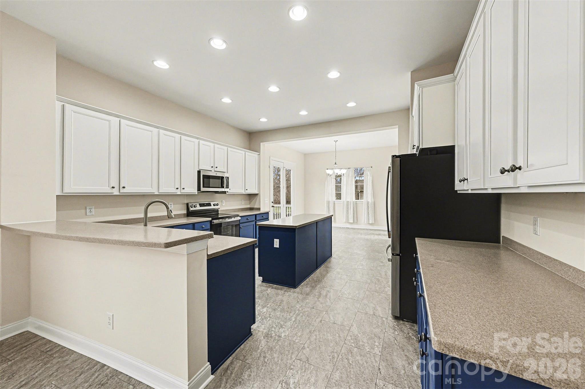 1305 Linden Glen Drive Matthews NC 28104