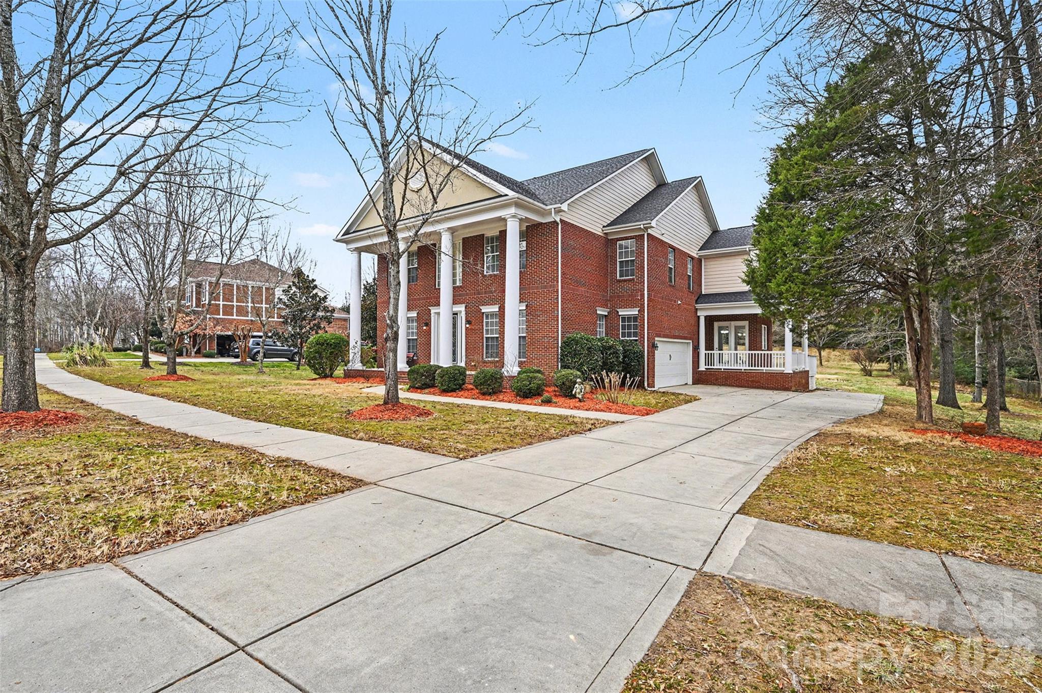 1305 Linden Glen Drive Matthews NC 28104