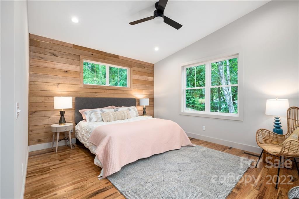 15 Asbury Road Asheville NC 28804