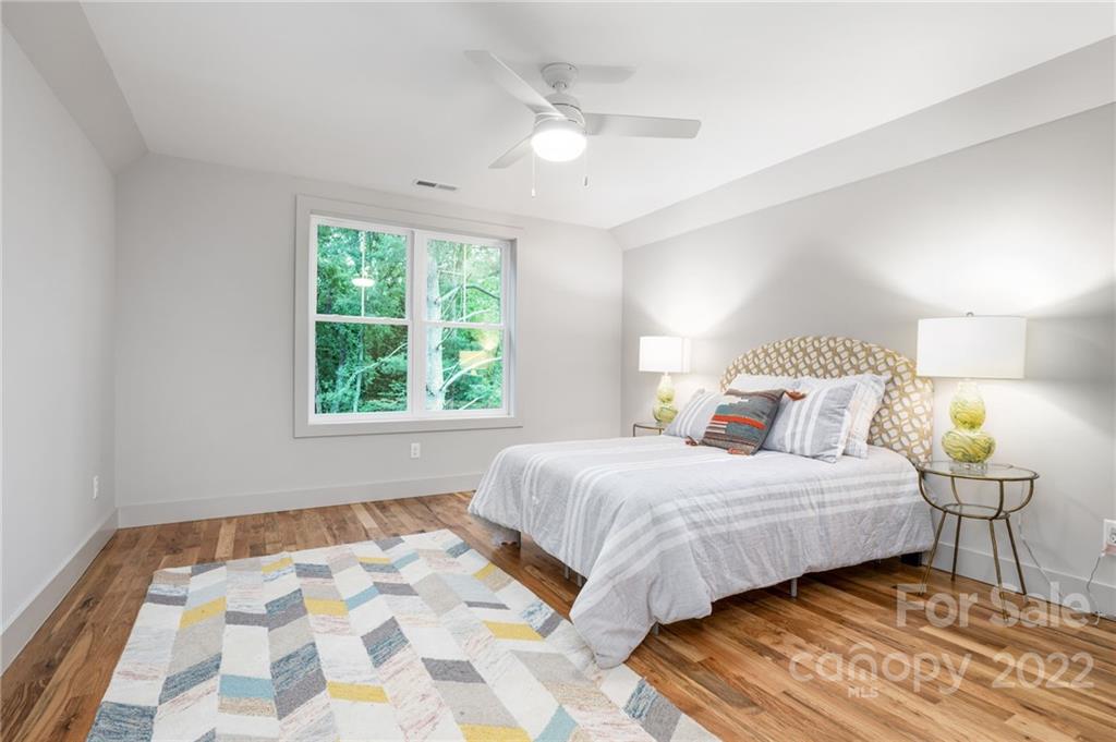 15 Asbury Road Asheville NC 28804