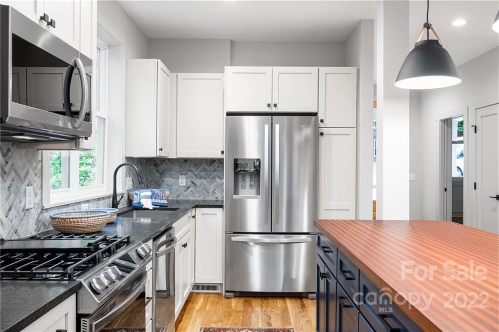 15 Asbury Road Asheville NC 28804