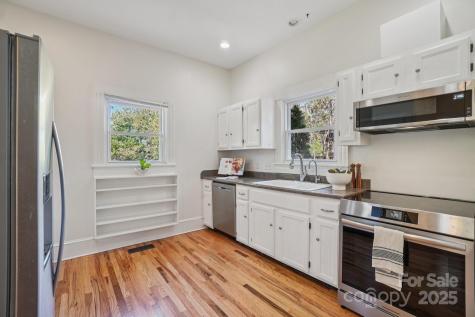 202 Westwood Place Asheville NC 28806