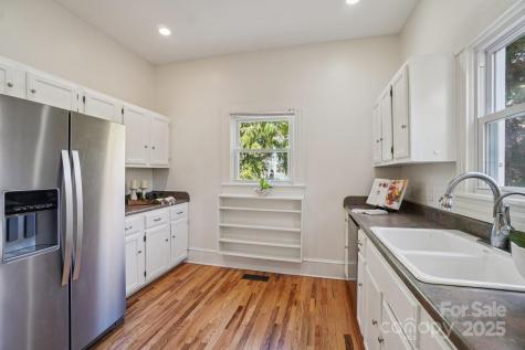 202 Westwood Place Asheville NC 28806