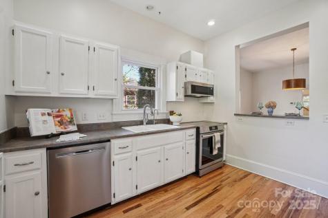 202 Westwood Place Asheville NC 28806