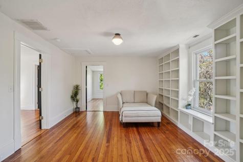 202 Westwood Place Asheville NC 28806