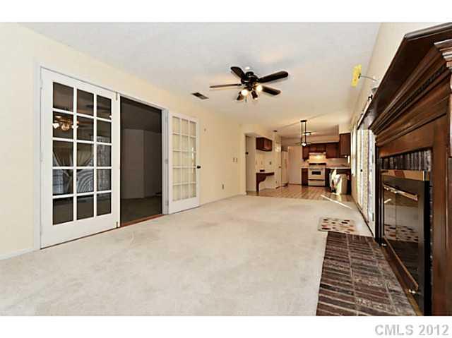 7600 Batavia Lane Charlotte NC 28213