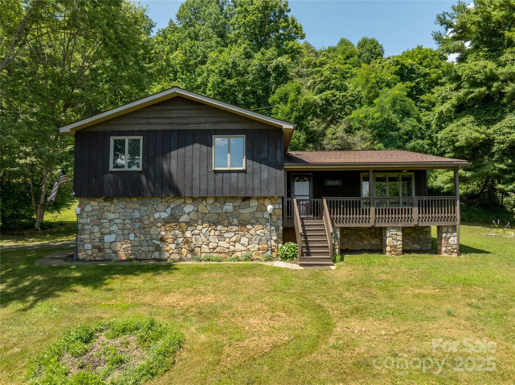 518 Acres View Drive Waynesville NC 28786