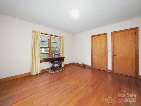 5 Noland Downs Road Waynesville NC 28785