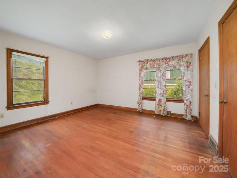 5 Noland Downs Road Waynesville NC 28785