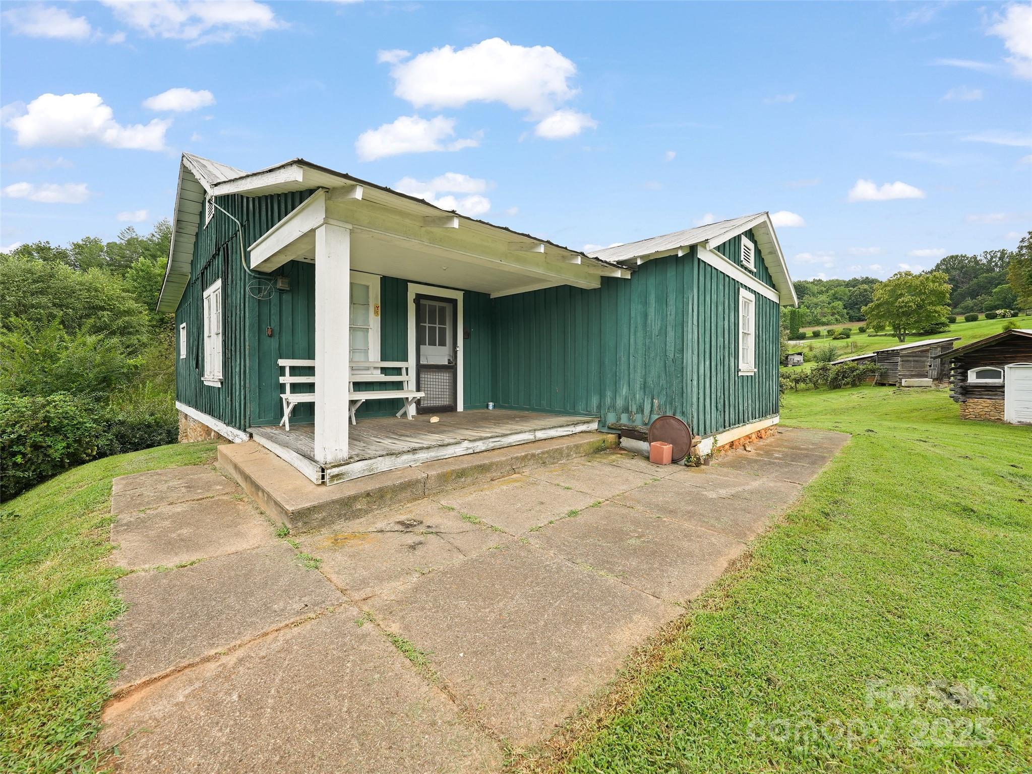 5 Noland Downs Road Waynesville NC 28785