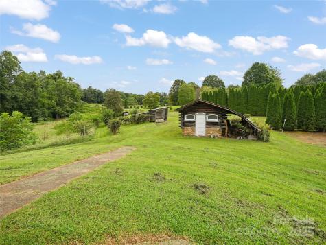 5 Noland Downs Road Waynesville NC 28785
