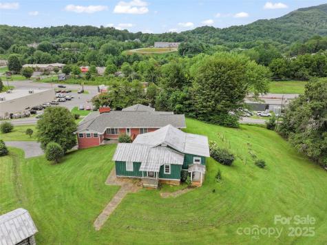 5 Noland Downs Road Waynesville NC 28785