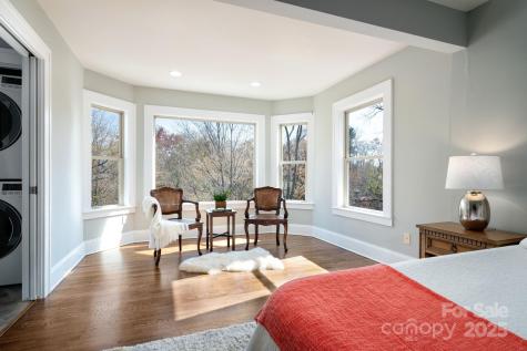 135 Westwood Place Asheville NC 28806