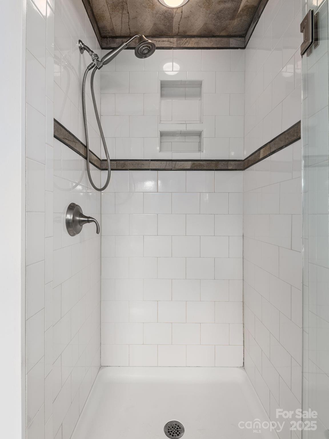 135 Westwood Place Asheville NC 28806