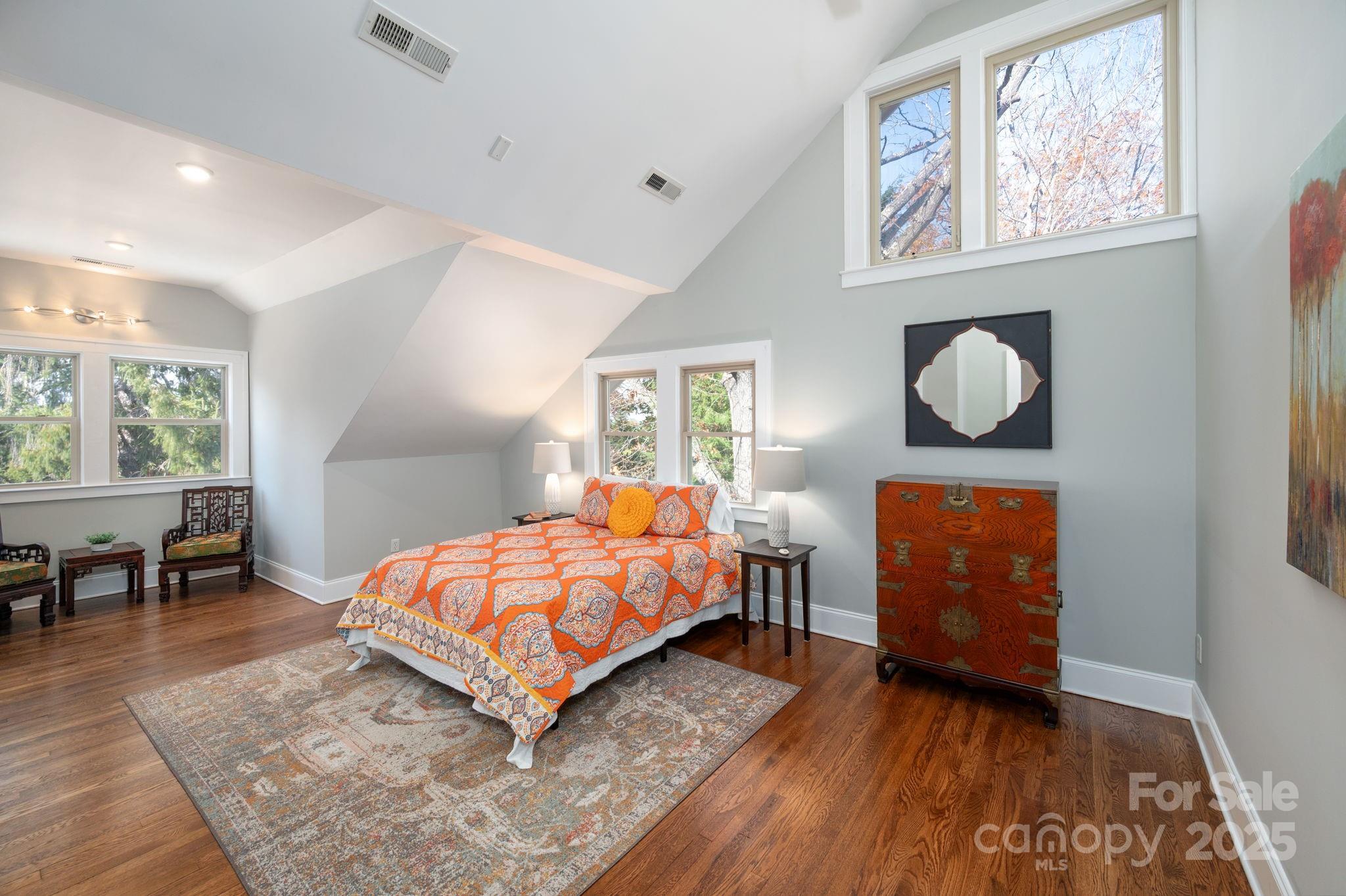 135 Westwood Place Asheville NC 28806