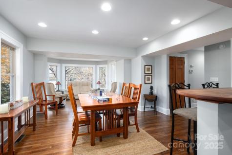135 Westwood Place Asheville NC 28806