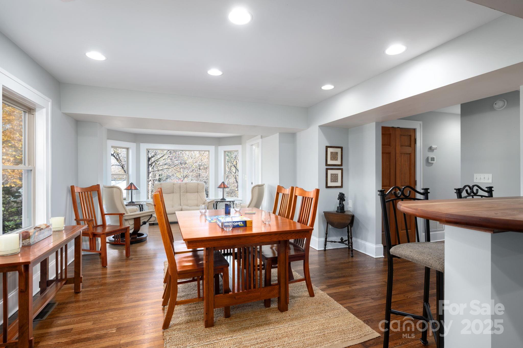 135 Westwood Place Asheville NC 28806