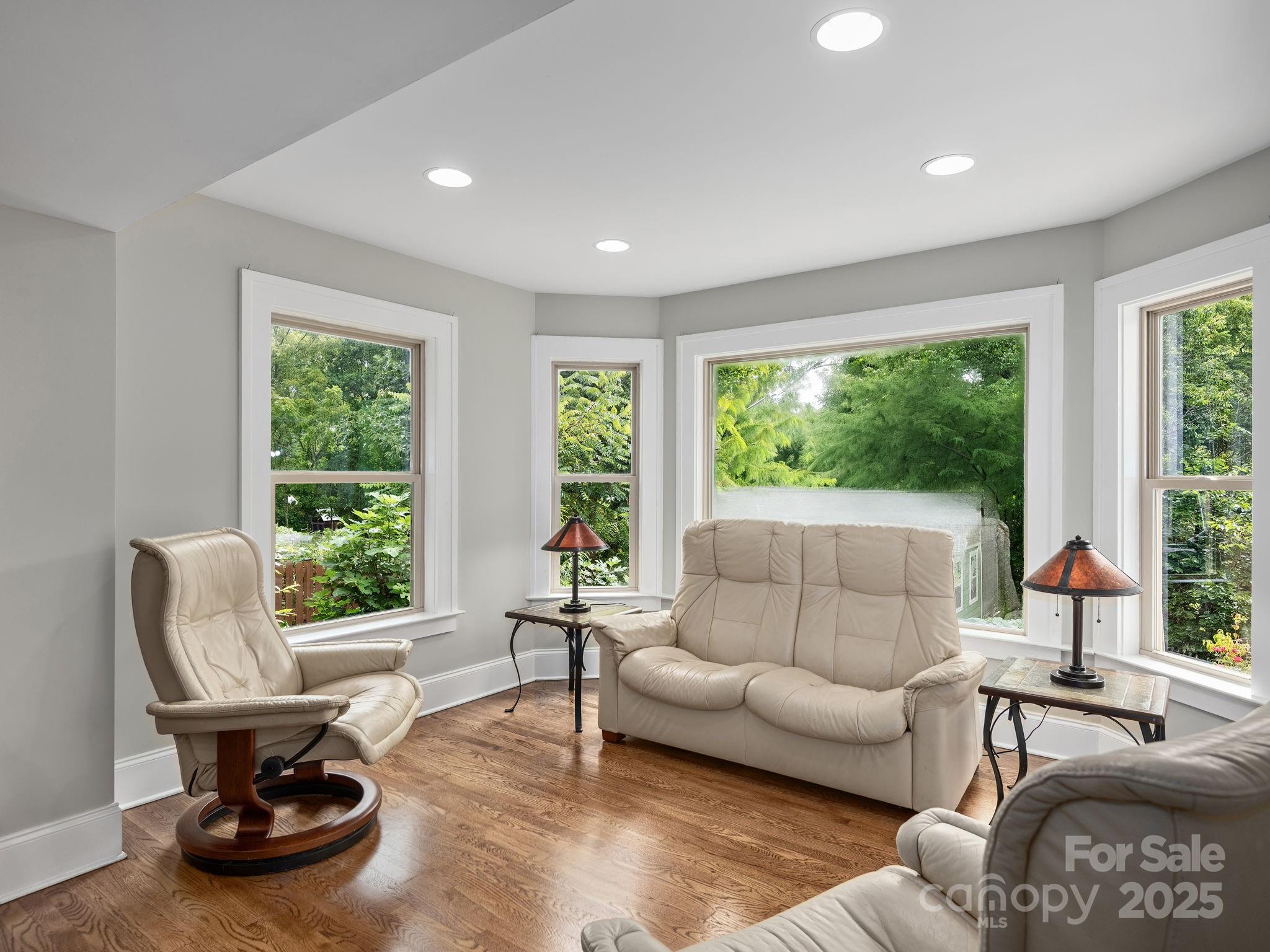 135 Westwood Place Asheville NC 28806