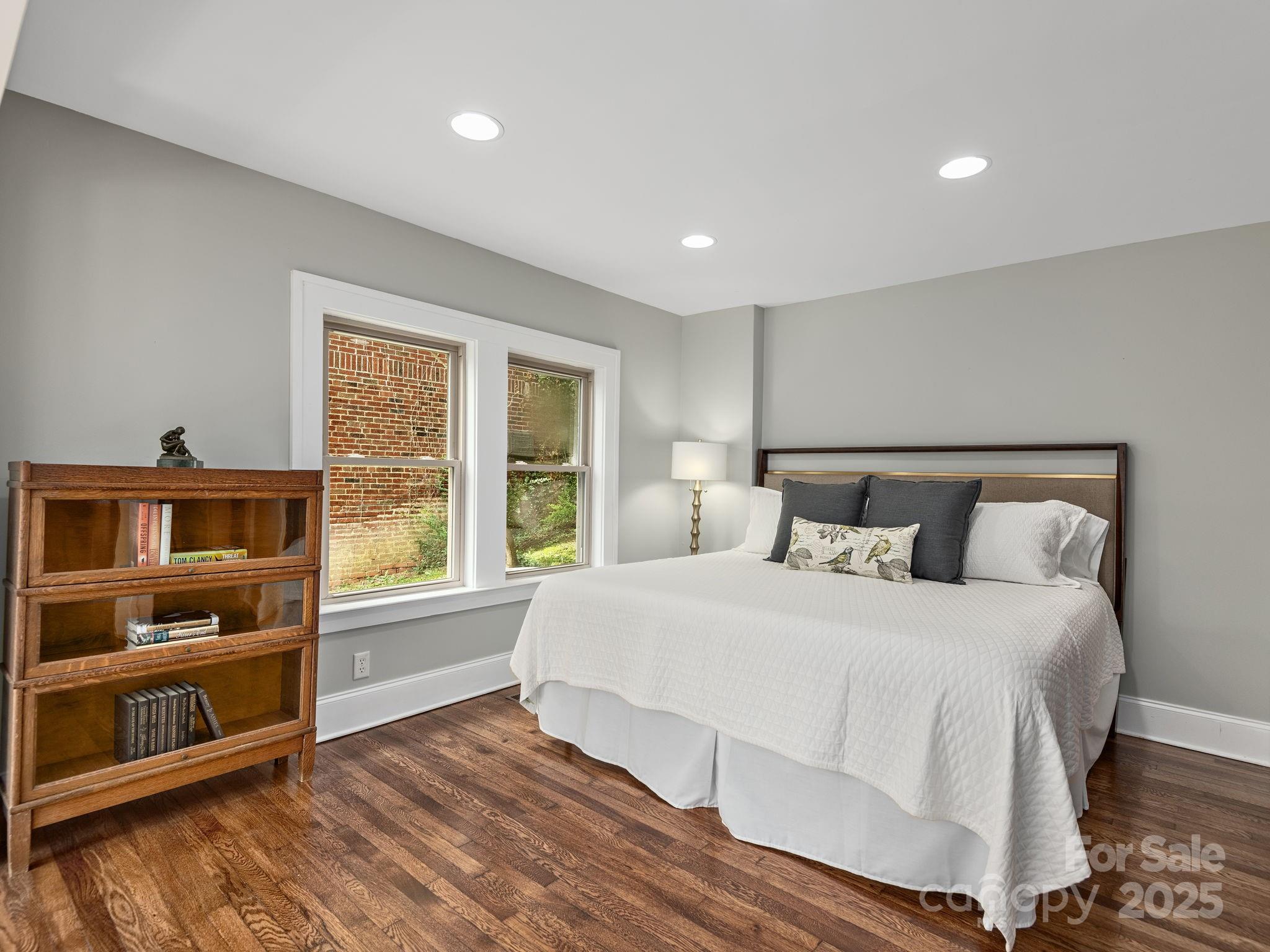 135 Westwood Place Asheville NC 28806