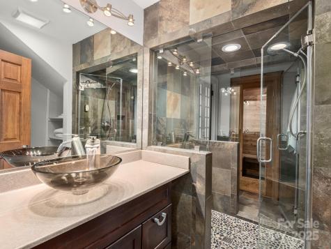 135 Westwood Place Asheville NC 28806