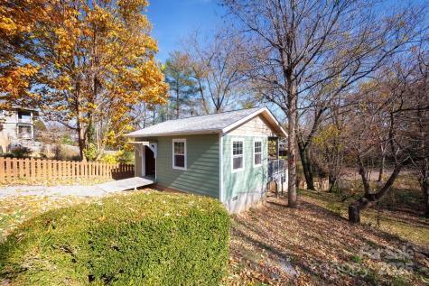 135 Westwood Place Asheville NC 28806