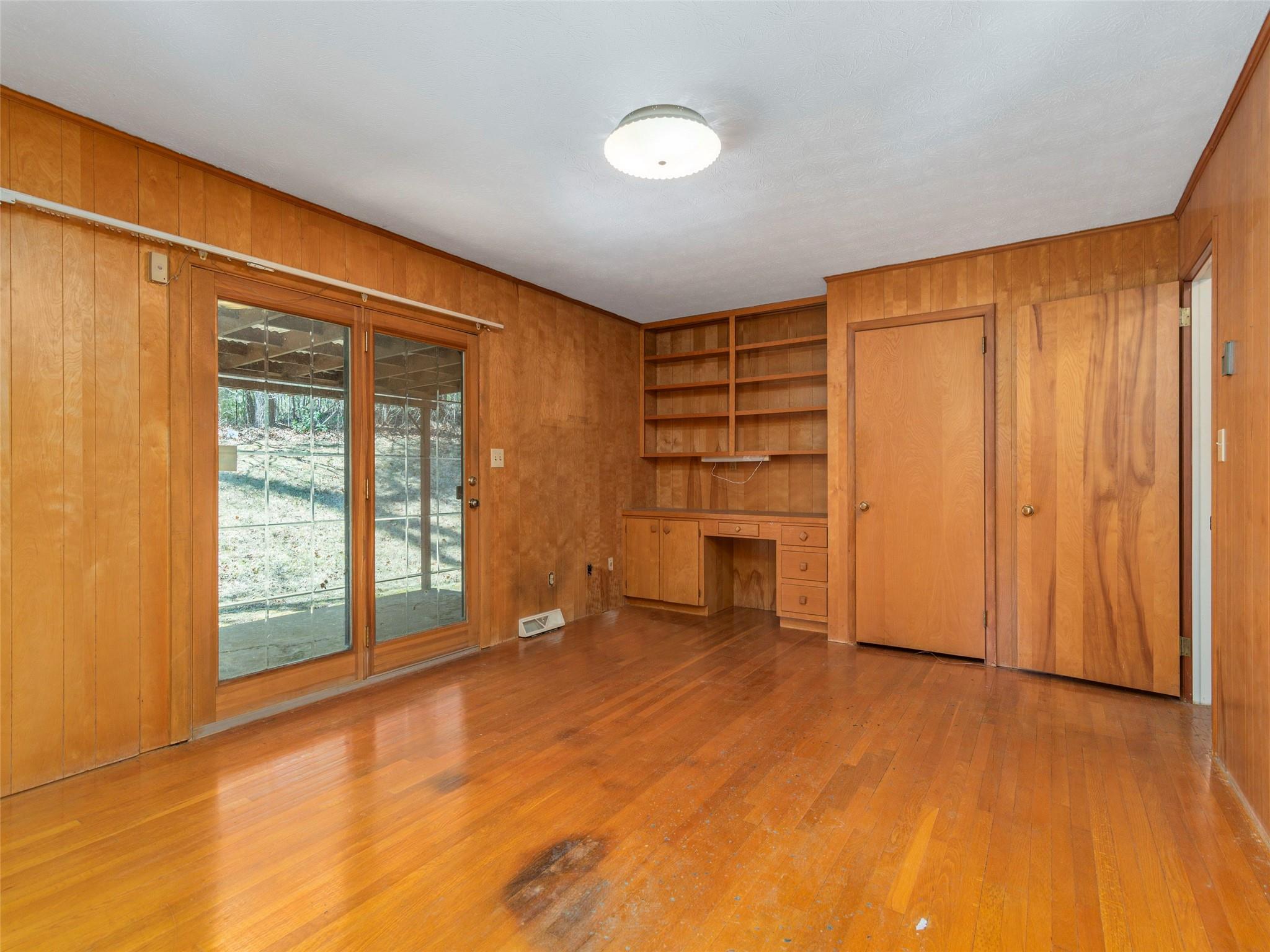 2168 Riceville Road Asheville NC 28805